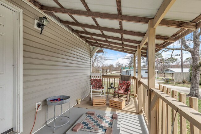 Building Photo - 177 Hoots Dr