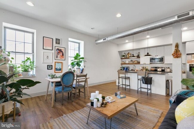 Building Photo - 1618 Mifflin St