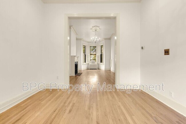 Building Photo - 1302 S St NW