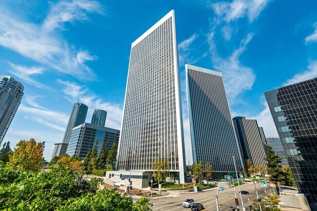 Building Photo - 2160 Century Park E