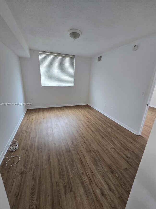 Building Photo - 4242 NW 2nd St