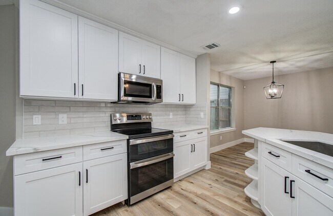Building Photo - 5238 Timber Quail Dr