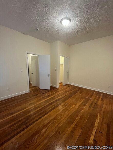 Building Photo - 60 Brighton Ave