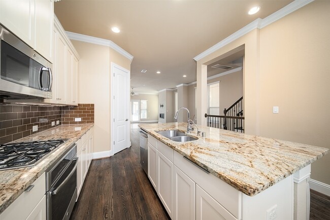 Building Photo - 1231 Creekside Acres Ct