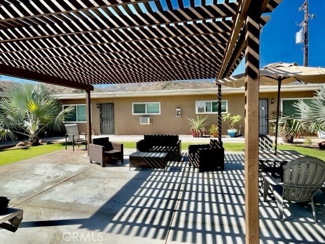 Building Photo - 37067 Bankside Dr