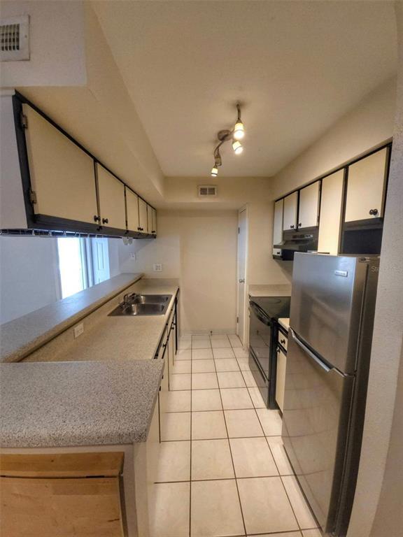 Building Photo - 9100 Dr M.L.K. Jr St N