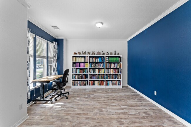 Building Photo - 1615 Noble Pointe Dr