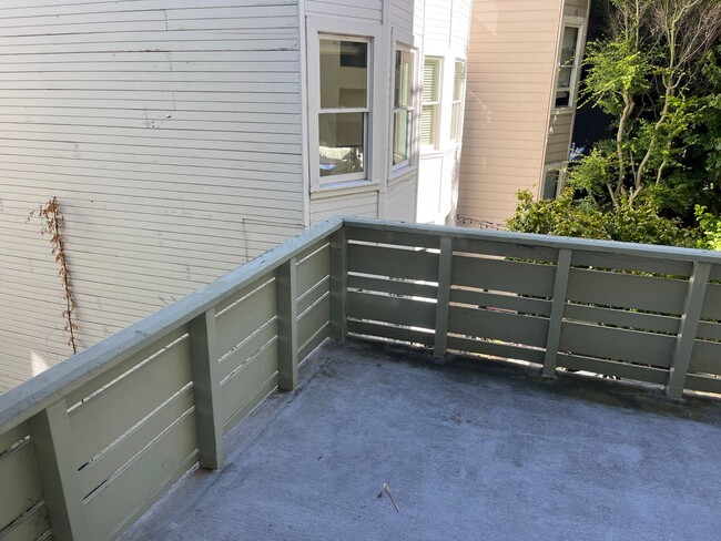 Building Photo - Rare opportunity to live on San Francisco'...