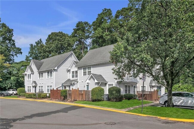 Building Photo - 404 Camberley Way