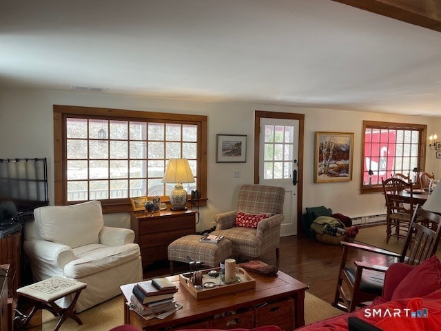 Building Photo - 75 Lake Lillinonah Rd N