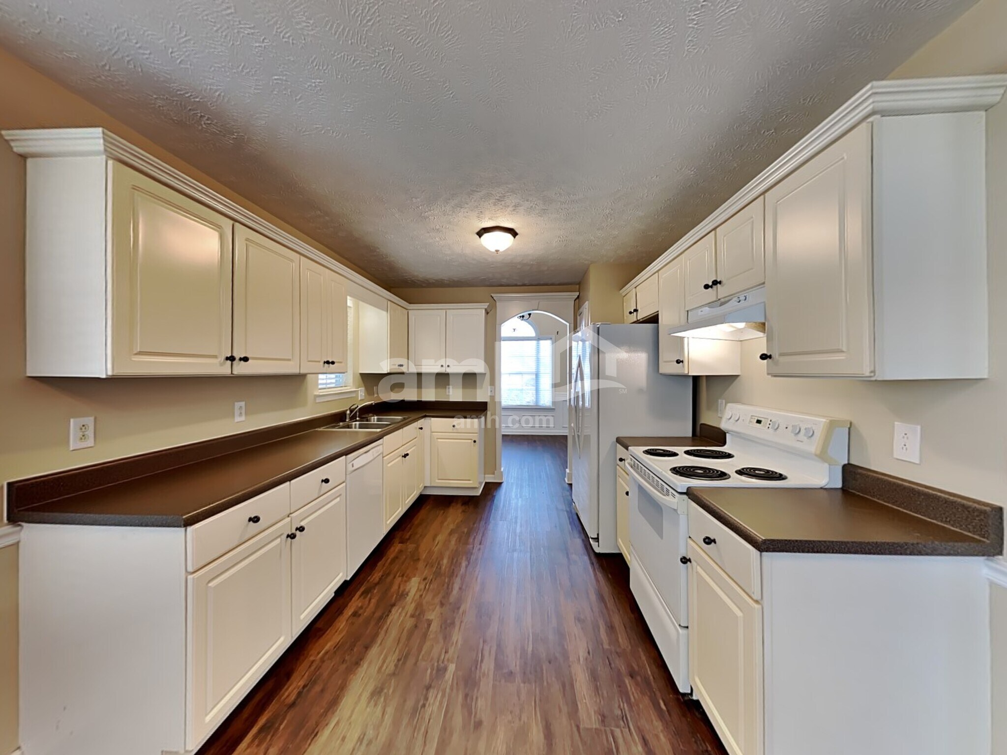 Building Photo - 2519 Claymore Run