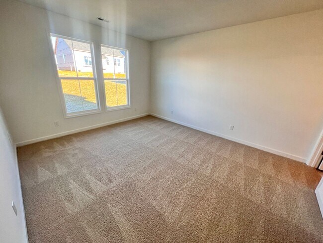 Building Photo - Blacksburg, 3 BR / 2 BA, Available for rent in the Westhill section of Prices Fork Road