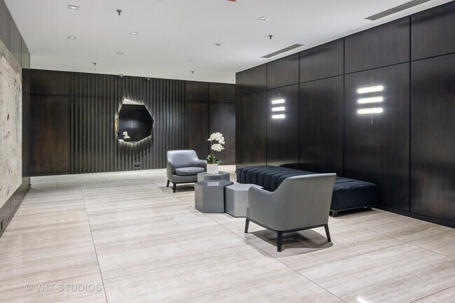 Building Photo - 680 N Lake Shore Dr