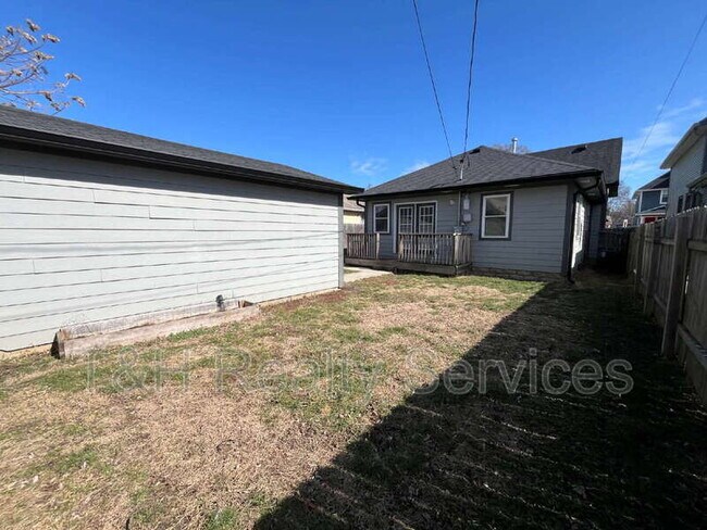 Building Photo - 1202 Harlan St