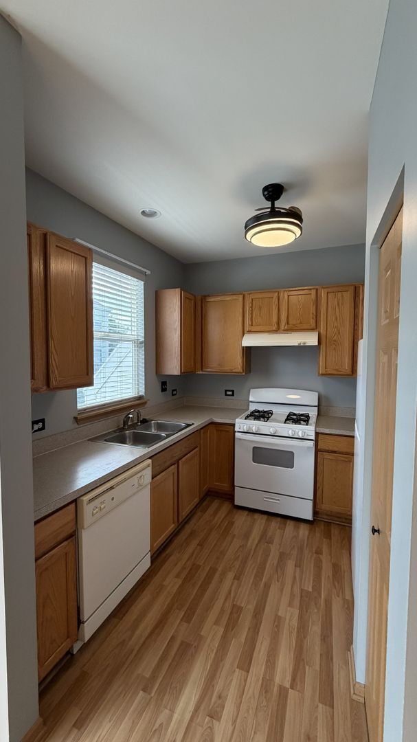Building Photo - 1508 Cambria Dr