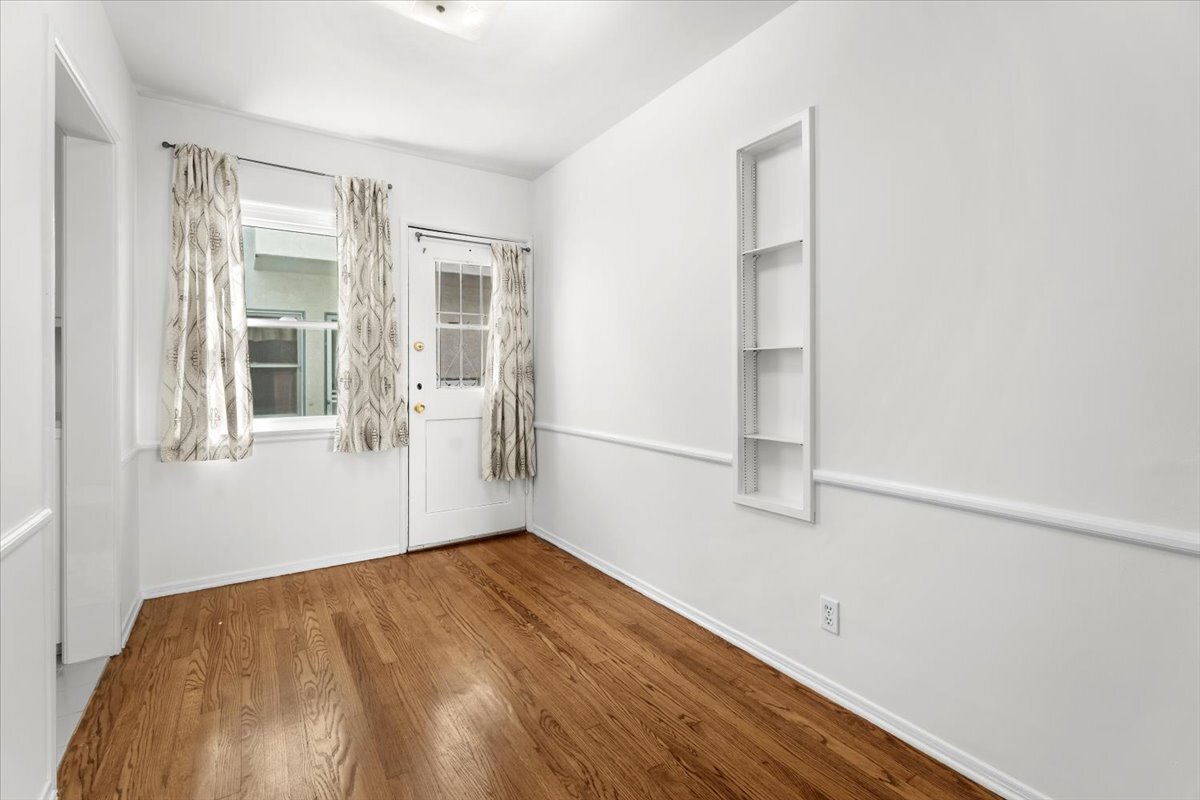 Building Photo - 1518 Yale St