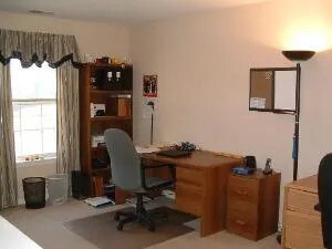 Study / Den - 2516 Camberley Cir