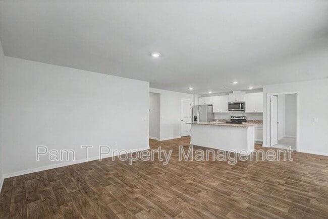 Building Photo - 567 Turpentine Trl