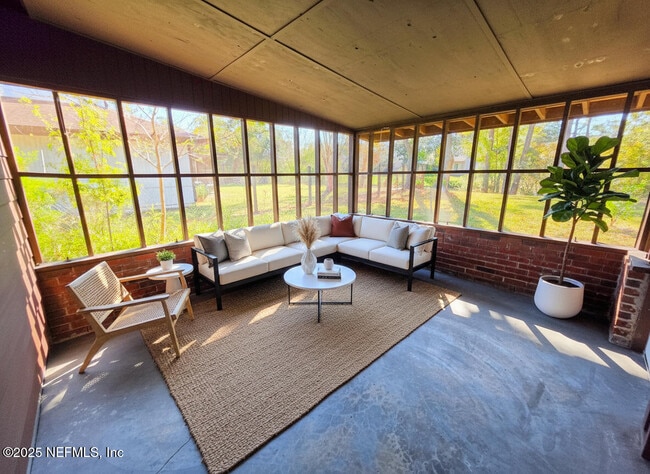 Building Photo - 4316 Pilgrim Way