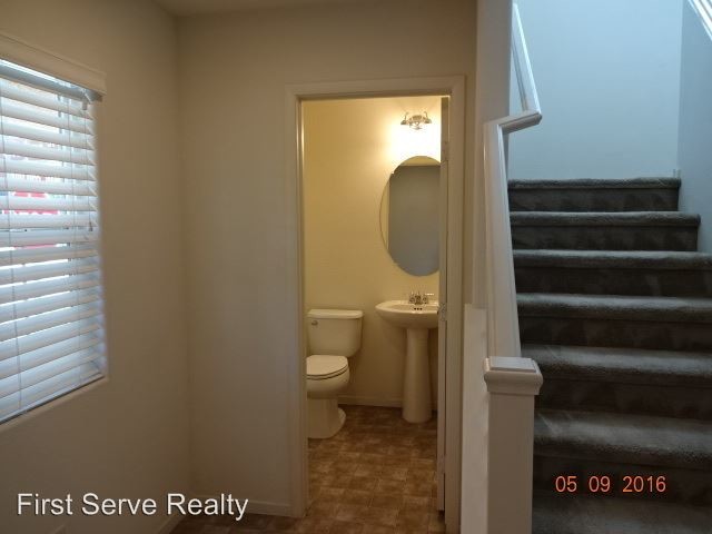 Building Photo - 3 br, 2.5 bath House - 10580 Norcross Ave.