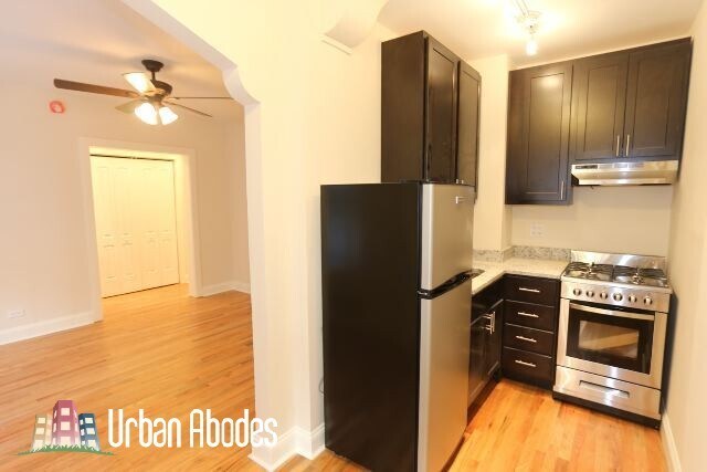 Building Photo - 626 W Patterson Ave