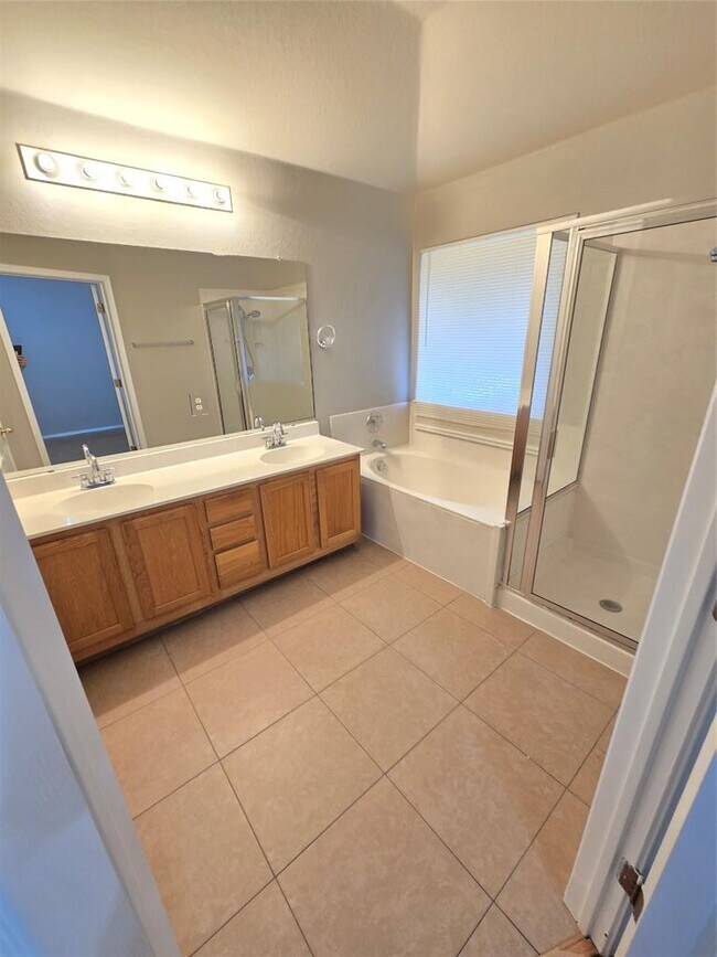 Building Photo - 3316 Texas Topaz Dr
