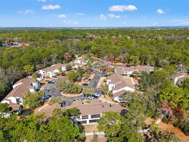 Building Photo - 8006 Picketts Ct