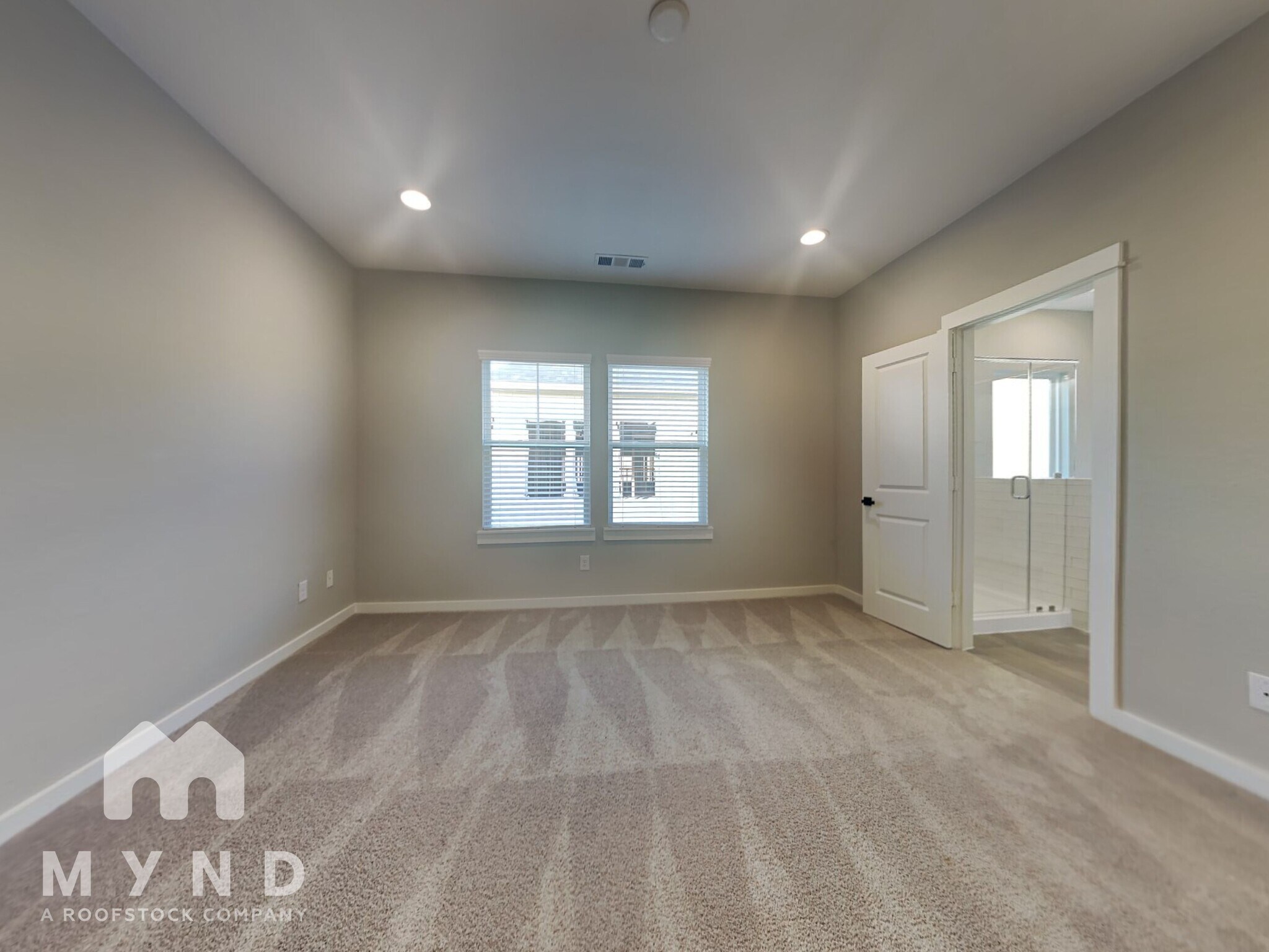 Building Photo - 6722 Parker Oaks Ln