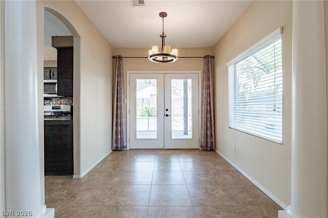 Building Photo - 8791 Arawana Pl