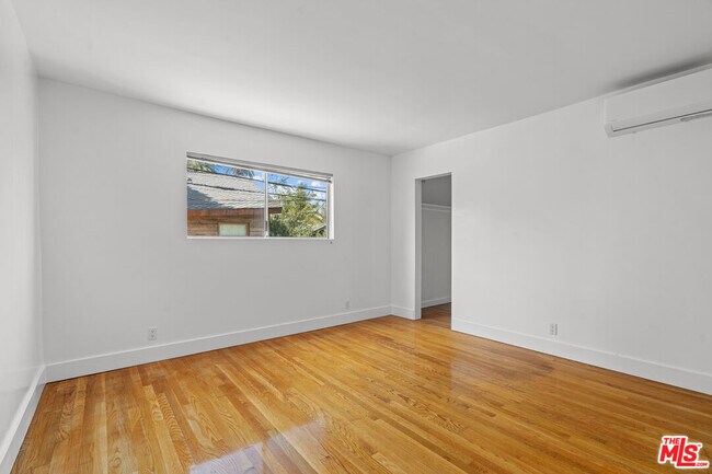 Building Photo - 511 Rialto Ave