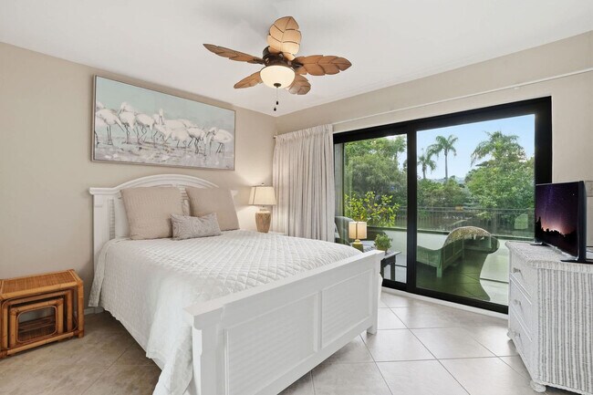 Building Photo - 600 Neapolitan Way