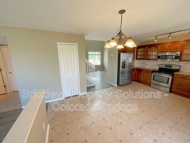 Building Photo - 7168 Prairie Wind Dr