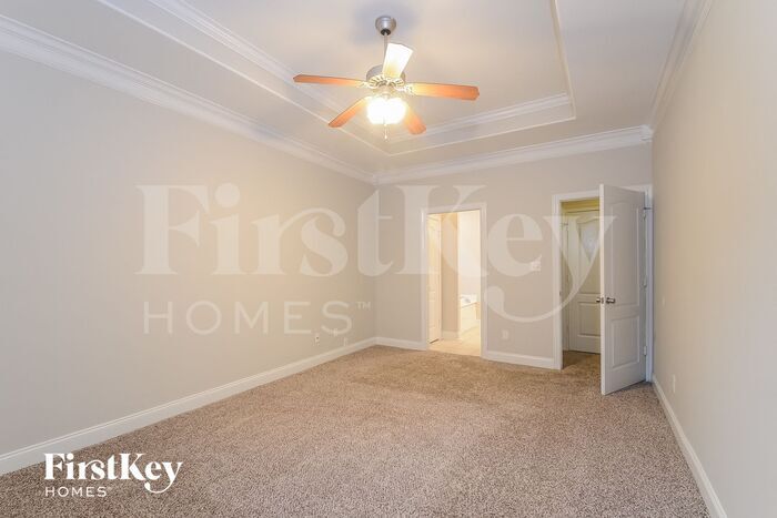 Building Photo - 230 Vineyard Ln