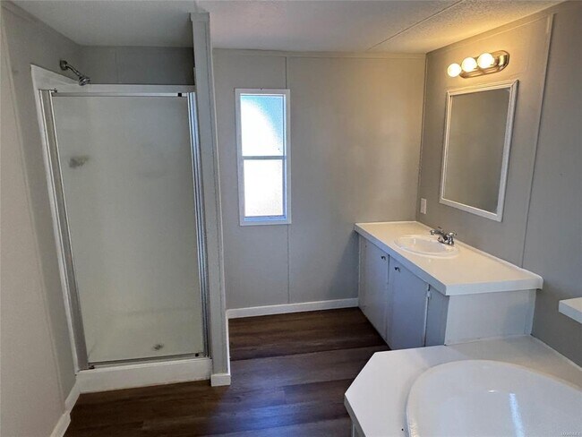 Building Photo - 1328 Aquila Dr