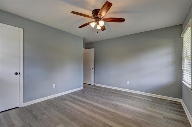 Building Photo - 970 Oglethorpe Ave