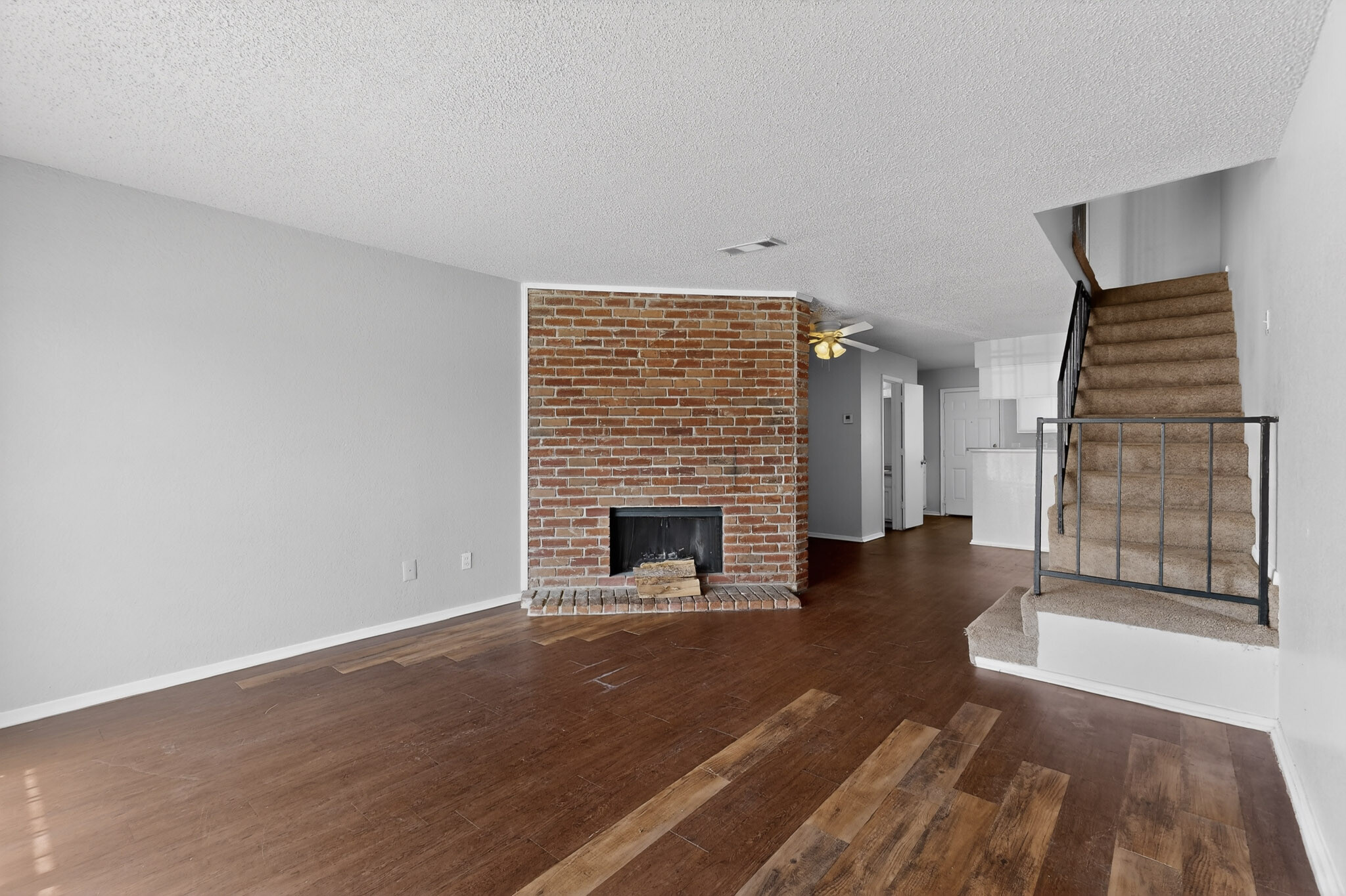 Building Photo - 9467 Olde Towne Row