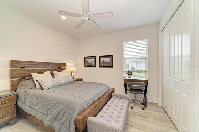 Building Photo - 1047 Waterline Ct