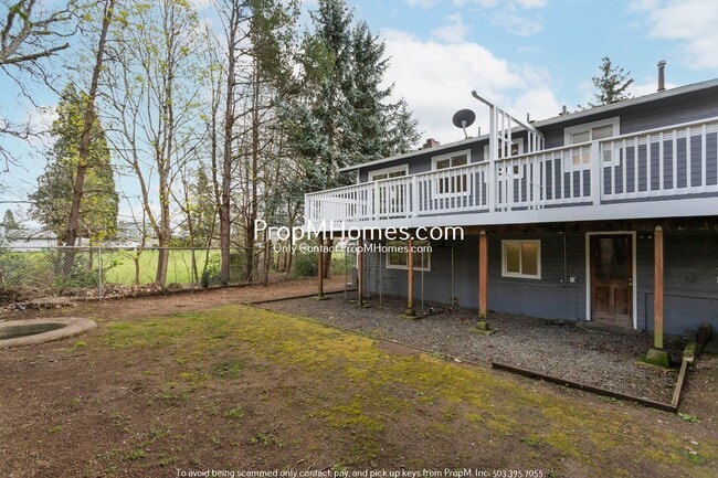 Building Photo - Secluded Nature Retreat: 4 Bedrooms!