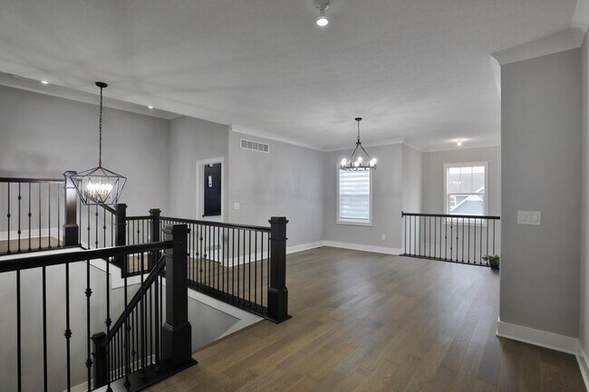 Building Photo - 2246 Koester