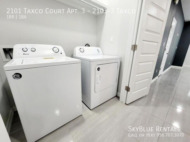 Building Photo - 2101 Taxco Ct