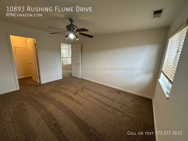 Building Photo - 10893 Rushing Flume Dr