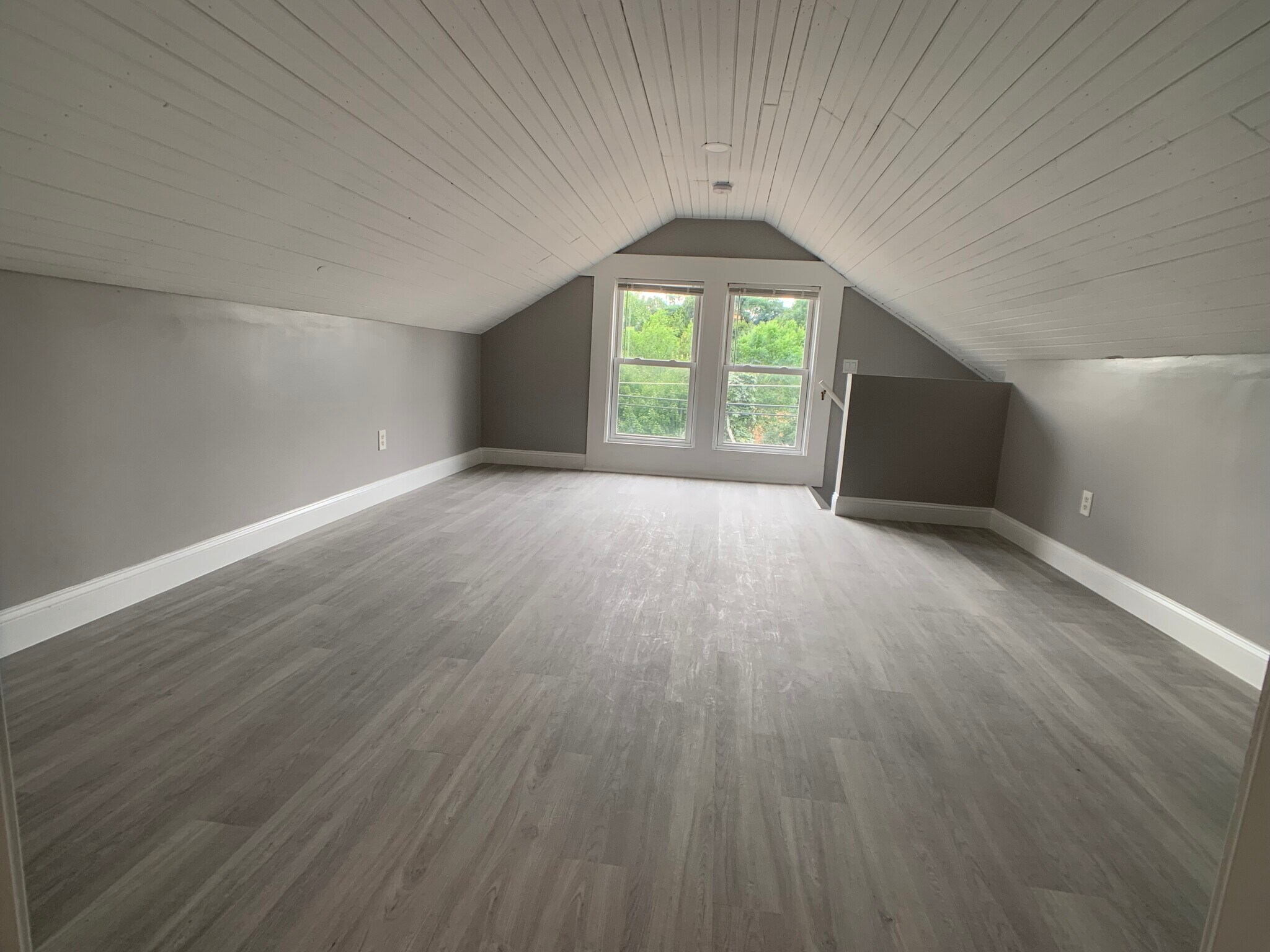 Building Photo - 102 Nonantum St