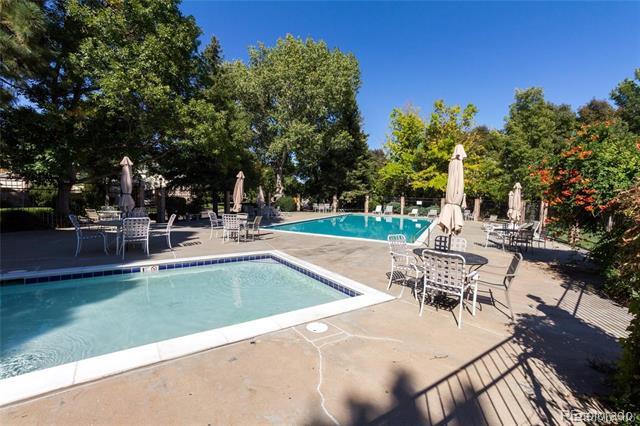 Building Photo - 7602 S Cove Cir
