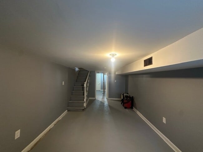 Building Photo - 1127 Cleveland St