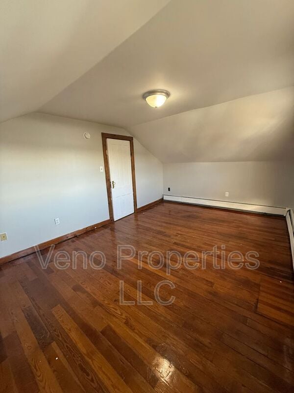 Building Photo - 43 McCrea St