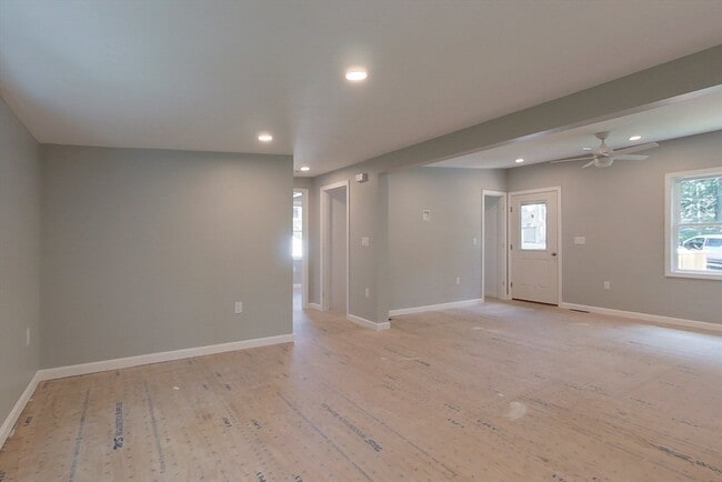 Building Photo - 16 Moose Trail