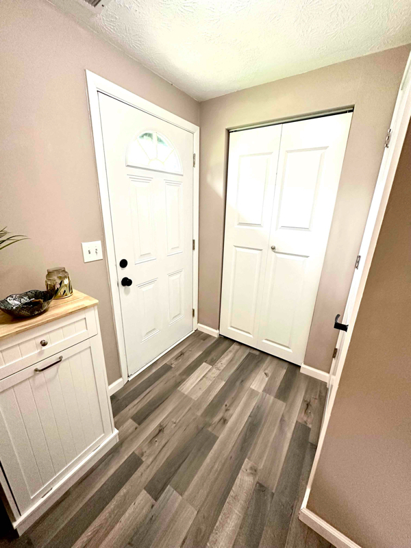 Building Photo - 4587 Timberline Ct