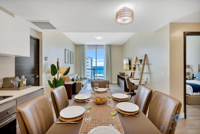 Building Photo - 777 N Ocean Dr