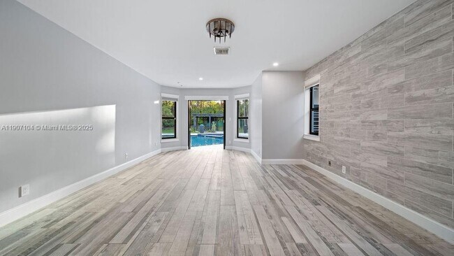 Building Photo - 5831 NW 81st Terrace