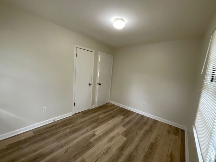 Building Photo - 3002 1st Ave SW